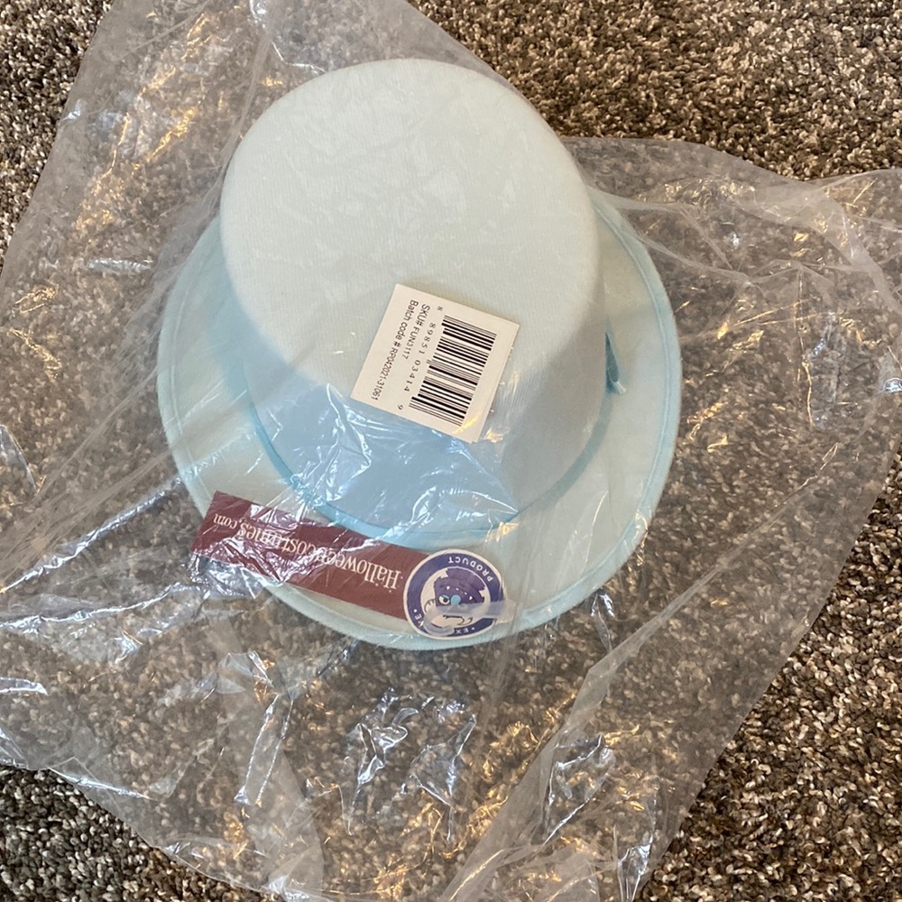 Blue top hat brand new